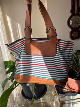 Bolso de mano a rayas