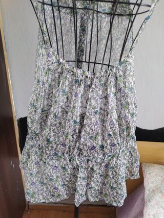 Top de seda floral