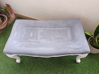 Banqueta o reposapiés tapizado