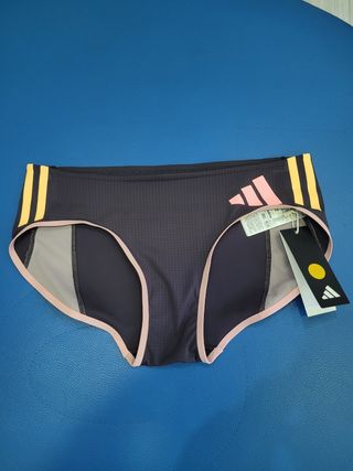 Short Adidas adizero de mujer T.M