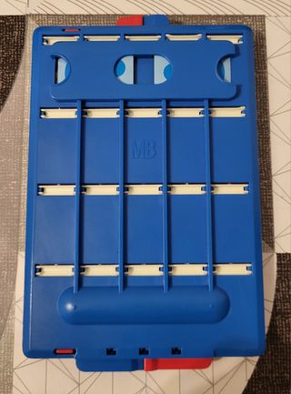 Indovina Chi? Gioco da tavolo MB