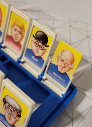 Indovina Chi? Gioco da tavolo MB