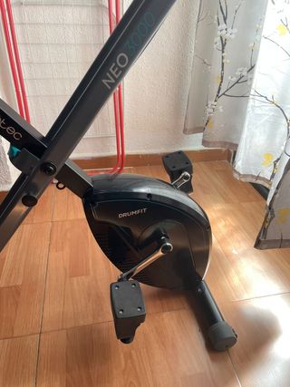Bicicleta estática Cecotec Neo 3000