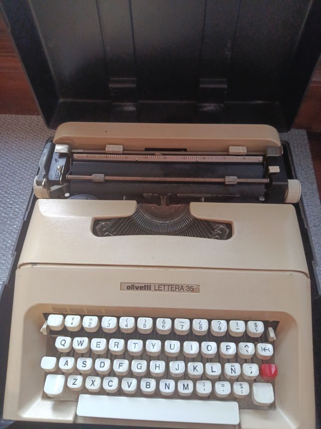 Olivetti Lettera 35 Máquina de Escribir