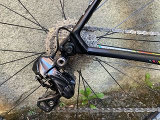 Bicicleta de carretera Focus Izalco Race 