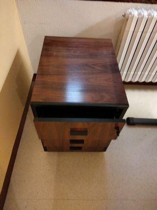 Mesa auxiliar 3 cajones