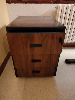 Mesa auxiliar 3 cajones