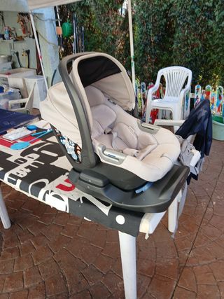 Lote para bebé 
masxicosi 
Base maxicosi coche