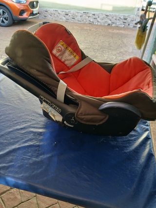 Lote para bebé 
masxicosi 
Base maxicosi coche