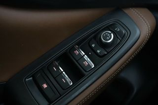 Subaru Forester 2.0 Mild-Hybrid Executive e-Boxer
