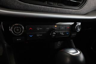 Jeep Compass 1.5 GSE T4 e-Hybrid Night Eagle FWD