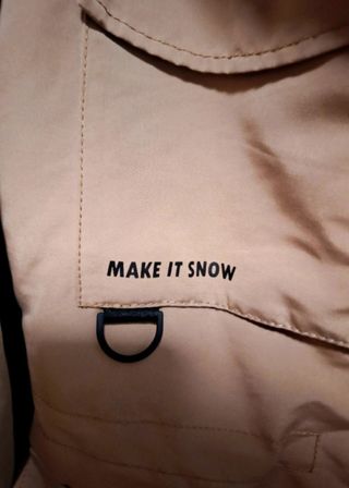Chaqueta acolchada de snow de Bershka