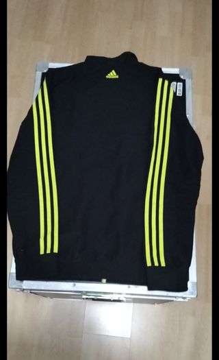 Sudadera + Pantalón 
Adidas Negro y Verde 