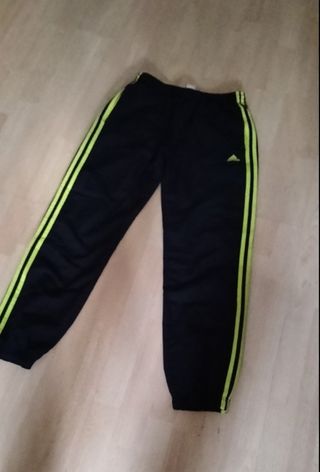 Sudadera + Pantalón 
Adidas Negro y Verde 
