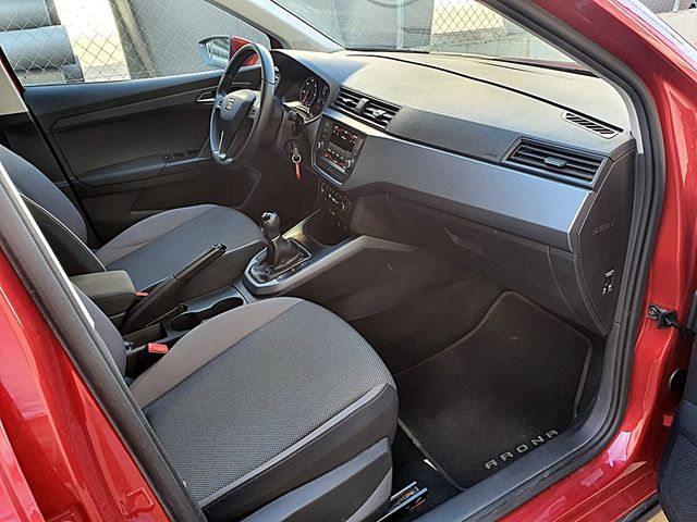 SEAT Arona. Full link, asistente de aparcamiento