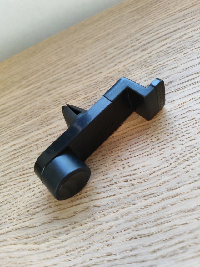 Accesorios coche: cargador USB doble y 2 soportes