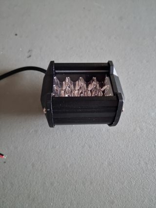 Luz LED auxiliar para coche