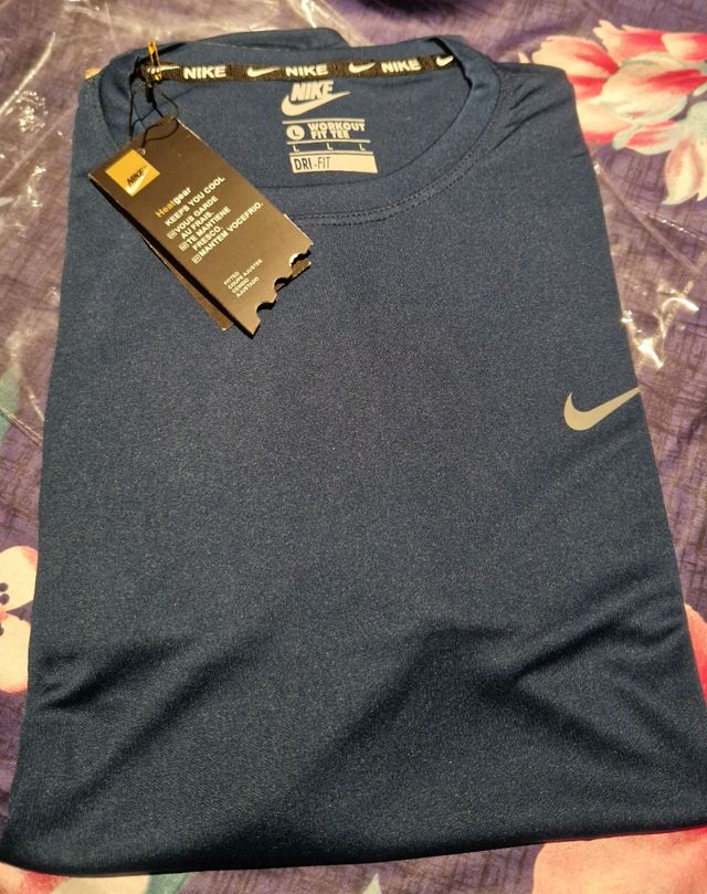 Camiseta Nike Dri-Fit Talla L Azul
