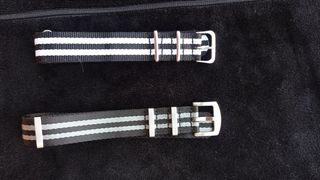 Correas NATO 20mm Negro/Gris y Negro/Blanco