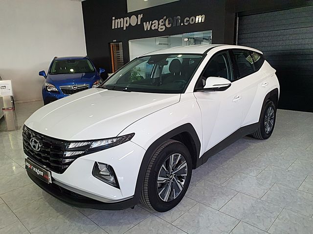 Hyundai Tucson, CARPLAY, Navegador, 6 velocidades.