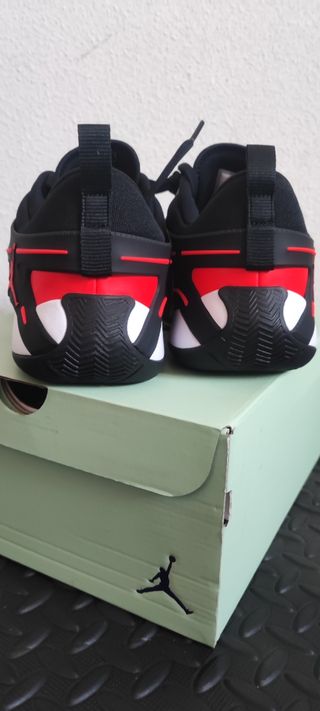Jordan HEIR 1 Talla 45