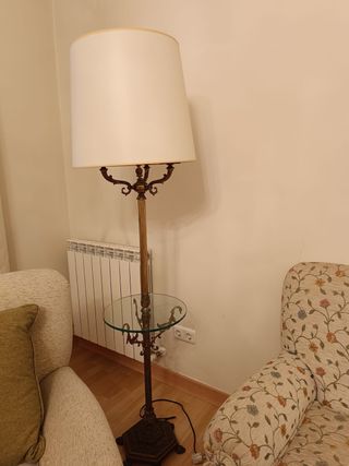 Lámpara de salón vintage con balda