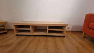 Mesa de TV de madera