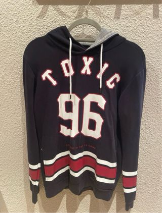 Sudadera azul y granate Bershka - Talla XS