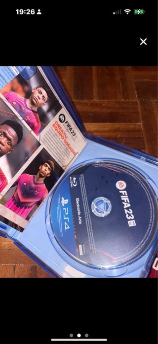 Lote 2 Juegos PS4: FIFA 23 y FIFA 20