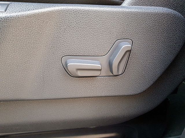 Peugeot Traveller Allure, techo panoramico, Xenon
