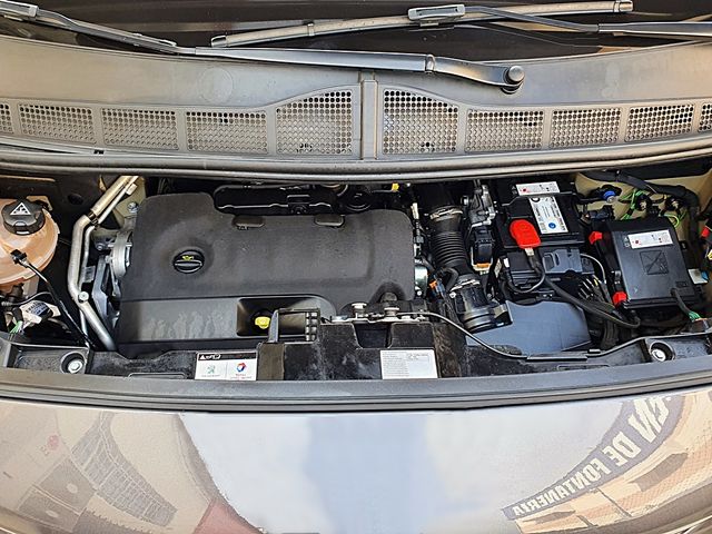 Peugeot Traveller Allure, techo panoramico, Xenon