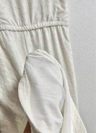 Mono elegante blanco Cortefiel