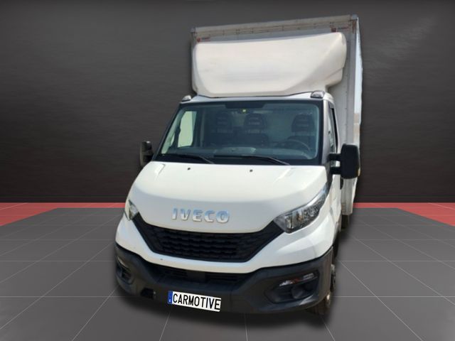 IVECO DAILY 2021 Carrozado Doble Rueda Trasera