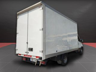 IVECO DAILY 2021 Carrozado Doble Rueda Trasera 