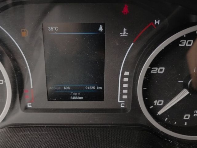 IVECO DAILY 2021 Carrozado Doble Rueda Trasera