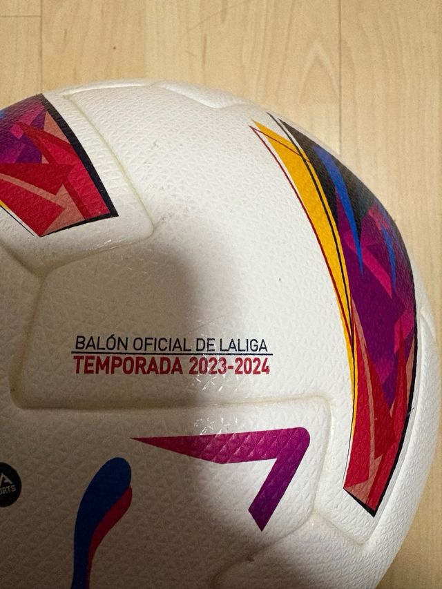 Balón oficial liga española 23-24 FIFA QUALITY PRO