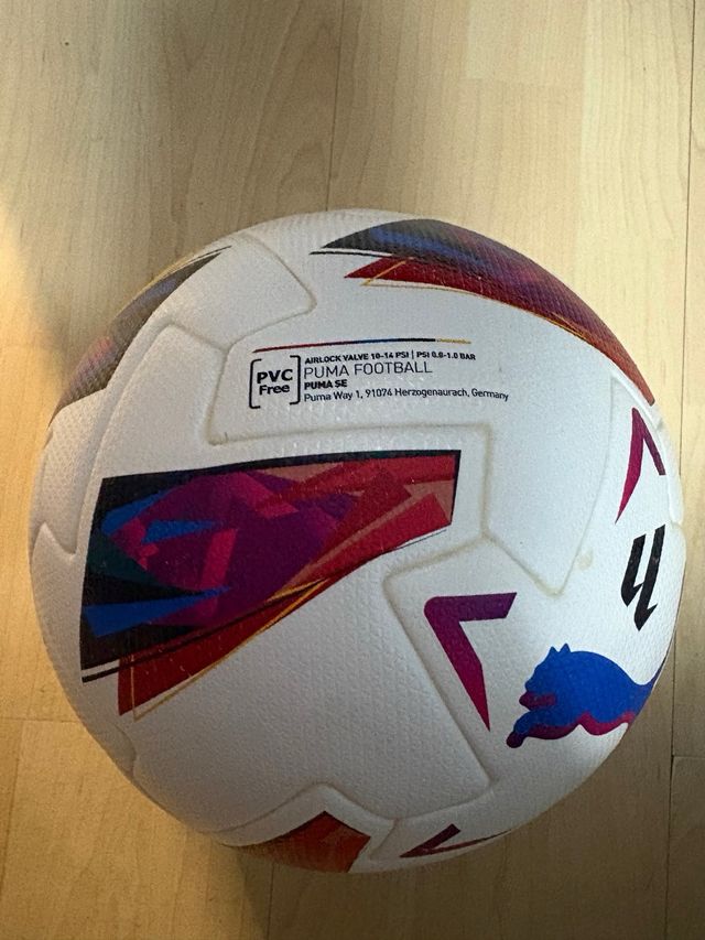 Balón oficial liga española 23-24 FIFA QUALITY PRO