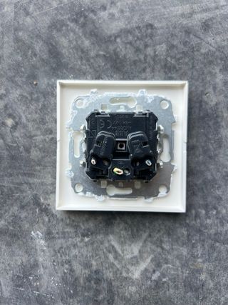 Lote de interruptores Niessen Zenit