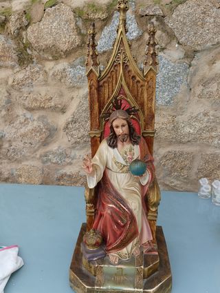 Estatua Cristo Pantocrátor Sede