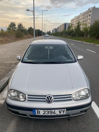 Volkswagen Golf 2000