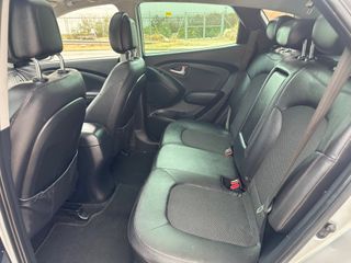HYUNDAI ix35 1.7 CRDi Tecno Star Sky Navegador 4x2