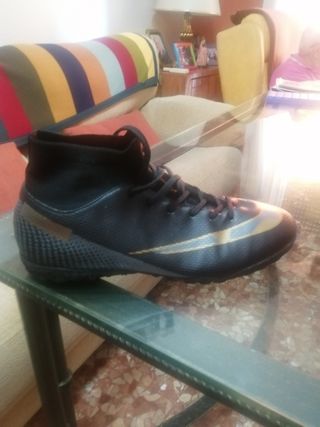 Zapatillas Fútbol Sala Nike Negro/Dorado