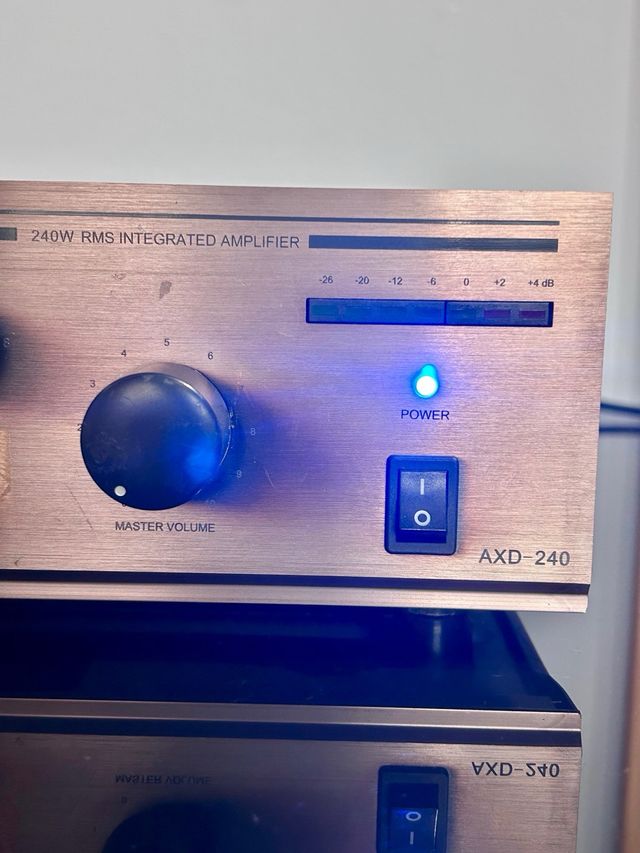 Amplificador Optimus AXD-240