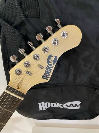 Guitarra Eléctrica RockJam con Amplificador