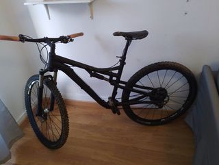 Bicicleta de descenso profesional fibra carbono