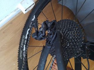 Bicicleta de descenso profesional fibra carbono