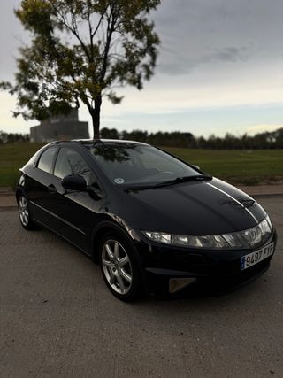 Honda Civic 2.2 140cv 5p