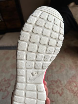 Zapatillas Nike Edición Limitada. T/29 cms