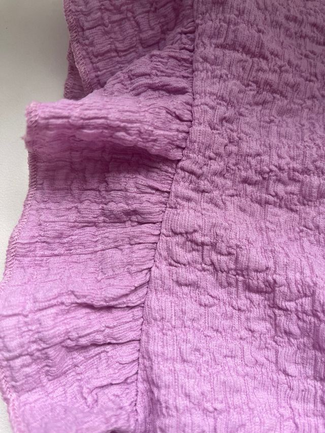 Camiseta morada Inside