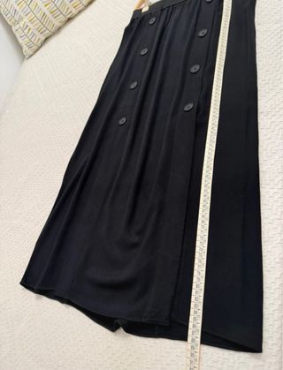 Falda midi negra de Sita murt